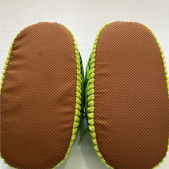 Sneaker Slippers Unisex Green Yellow OS - Picture 10 of 10